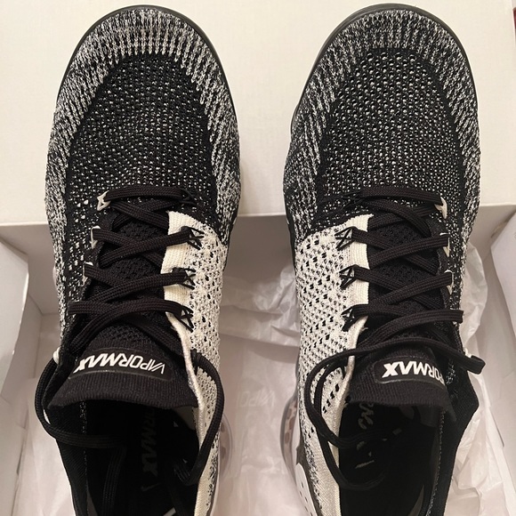 Nike Vapormax 2 Flyknit Orca - Picture 5 of 11